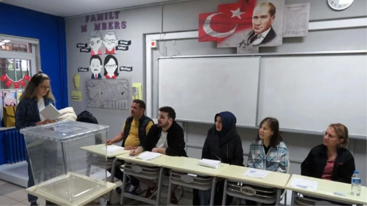 Cumhurbaşkanlığı seçiminde sandık yemini ederek göreve başladılar