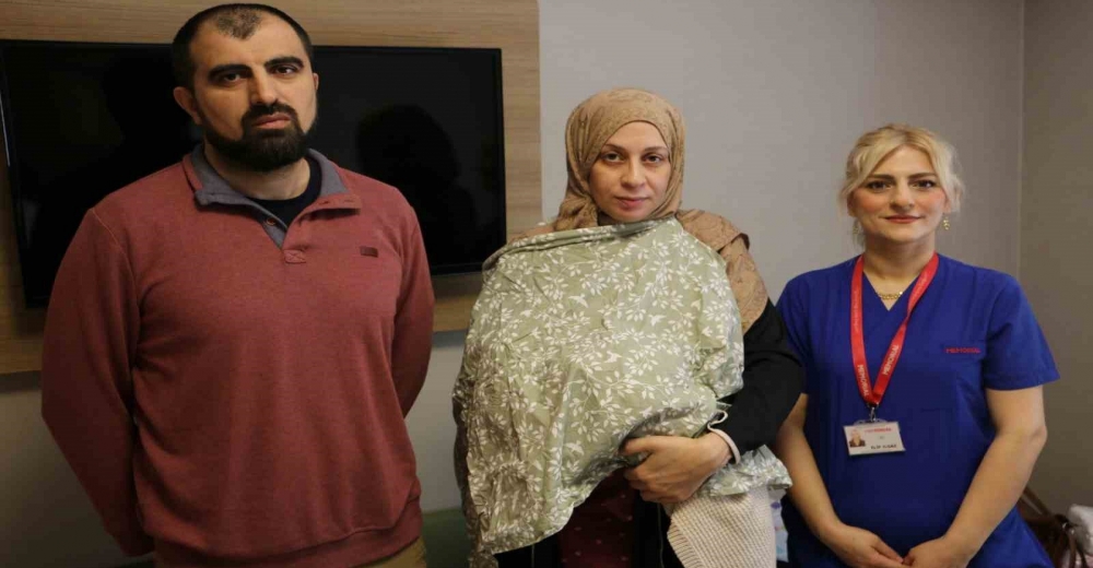 Fransa’da evde 6 doğum yaptı, 