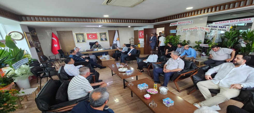 Ak Parti Diyarbakır İl Başkanı Hamit Sümer'e hayırlı olsun ziyaretleri sürüyor