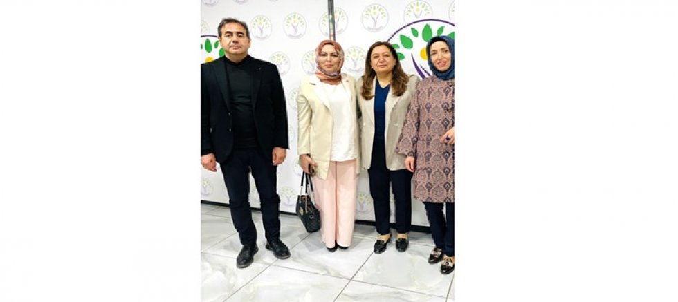 İl Kadın Kolları Başkanı Mukadder Barut'tan Gülşen Özen’e Ziyaret