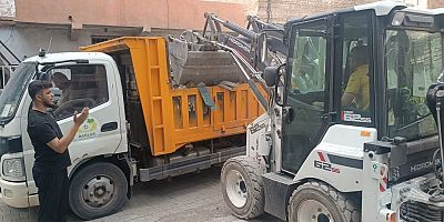 Bağlar Belediyesi’nden Muradiye Mahallesi’nde Örnek Temizlik Çalışması