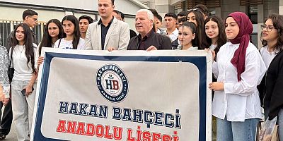 BAŞKAN KARAMEHMETOĞLU, ÇERMİK’İN TEKNOFEST GENÇLERİNİ ŞANLIURFA’YA UĞURLADI