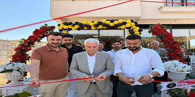 Çermik’te Yeni Mobilya Mağazası Açıldı