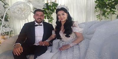 Diyarbakır'da Masalsı Bir Düğün: Muhammed İpek ve İlayda Çınar Hayatlarını Birleştirdi