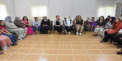 Eşbaşkan Ayaz, Yeniköy Mahallesi'nde kadınlarla buluştu