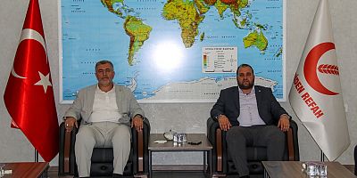 HÜDA PAR Diyarbakır İl Başkanı Gülsever’den Yeniden Refah Partisi’ne Ziyaret