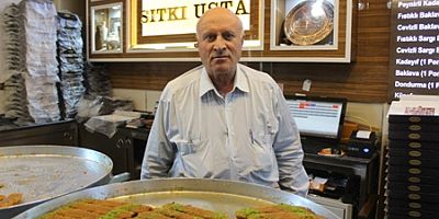 Meşhur Kadayıfçı Sıtkı Usta’dan Mubarek Aşure Günü Mesajı