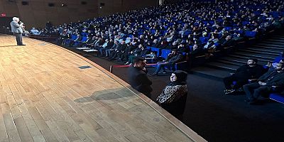 Nihat Hatipoğlu, Diyarbakırlı Sevenleriyle Sevgi Dolu Söyleşide buluştu