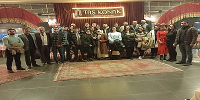 Taş Konak’tan üniversiteye hazırlanan öğrencilere motivasyon gecesi